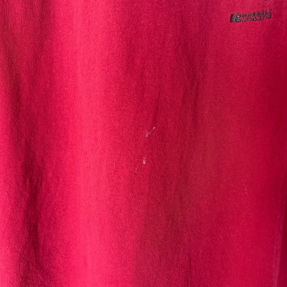 Vintage NCAA Russell Athletic Arkansas Razorbacks T-shirt - Picture 5 of 5